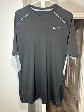 Nike Dri-Fit T Shirt S/S Black Grey Mens Large Performance Running Workout